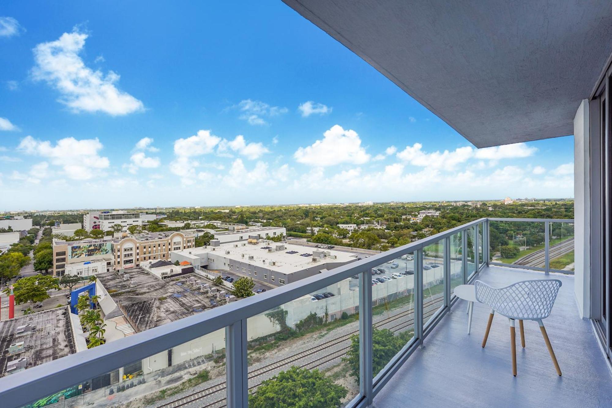 Quadro Residences By Ionica Miami Zimmer foto